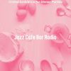 Download track Grand Tenor Saxophone Solo - Vibe For Gourmet Cooking