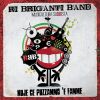 Download track Nuje Ce Puzzammo 'e Famme