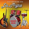 Download track La Negra Cruz