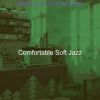 Download track Relaxed Smooth Jazz Sax Ballad - Vibe For Lattes