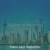 Download track Magnificent Solo Piano Jazz - Vibe For Nights Out