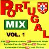 Download track Uma Casa Portuguesa
