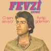 Download track O Seni Seviyor