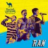 Download track Pandangan Pertama (Live)