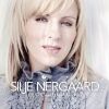 Download track Det Hev Ei Rose Sprunge - Silje Nergaard