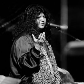 Download track Mehndi Jhoole Laal Di Abida Parveen