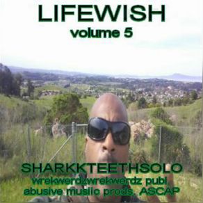 Download track True SharkkTeethSolo