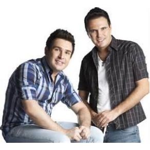 Download track Amor Em Dobro César Menotti E Fabiano, Ricardo E Joao Fernando