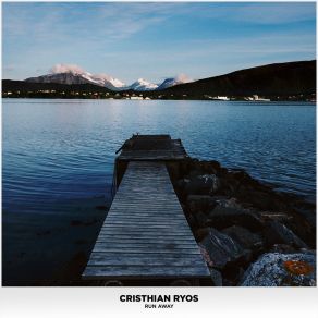 Download track Run Away (Extended Mix) Cristhian Ryos