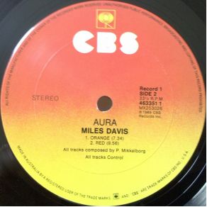 Download track Electric Red Miles Davis, Eva Thaysen