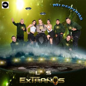 Download track Hoy Quiero Brindar Los Extraños