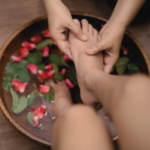 Download track Sensitive Thai Massage Time