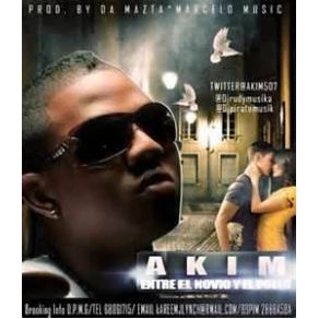 Download track Entre El Novio Y El Pollo Akim, Da Mazta