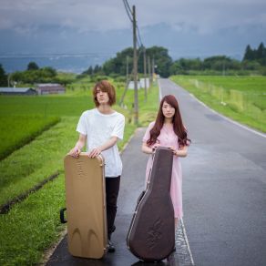 Download track Odorini Ikouze (2015.10.17 AKASAKA BLITZ Live Version) GLIM SPANKY