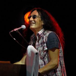 Download track Inside The Mystery Ken Hensley