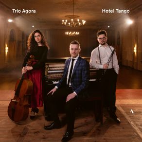 Download track Anonymous: San Pascual Bailón (Arr. Joel Hoffman) Trio Àgora