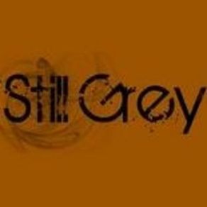 Download track Une Certaine Folie Still Grey