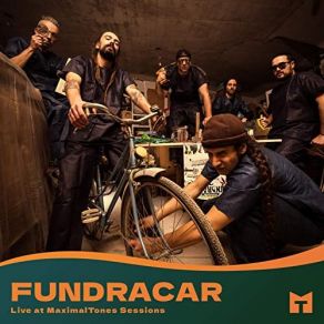 Download track ΓΚΌΜΕΝΕΣ FUNKY / JUNKIE (LIVE ON MAXIMALTONES) FUNDRACAR