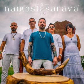 Download track Laroyê Namastesaravá