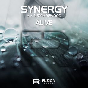 Download track Alive (Radio Edit) Synergy, Suzy Hopwood