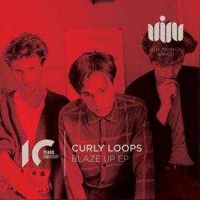 Download track Winter Wonderland Curly Loops