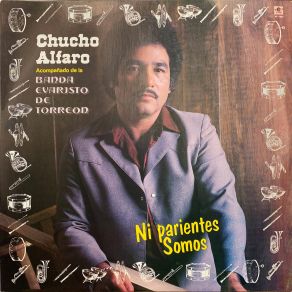 Download track Alla En El Kiosko Chucho Alfaro Acompañado De La Banda Evarjsto De Torreon