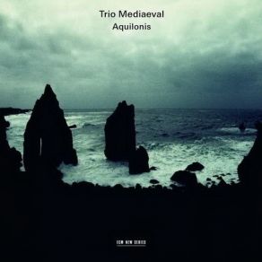 Download track 06 - Trad. - Vespers Antiphon And Psalm I, II, III Trio Mediæval