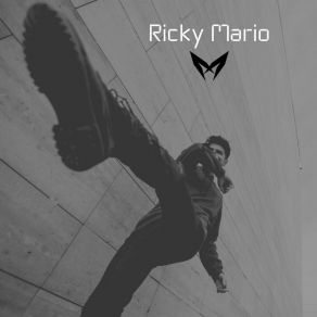 Download track Hanya Memori Ricky Mario