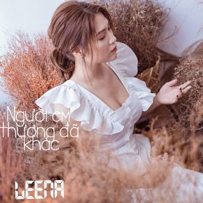 Download track Quá Yêu Anh Leena