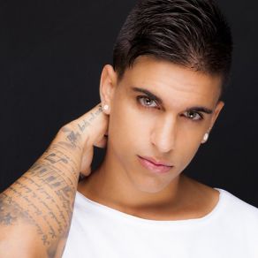 Download track Besos Prohibidos Xriz