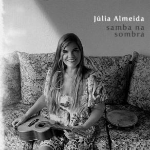 Download track Futuro De Um Amor Pretérito JÚLIA ALMEIDA