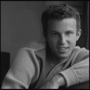 Download track Clinging Vine Bobby Vinton