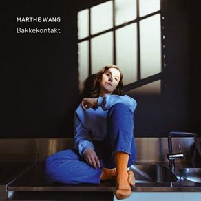 Download track Hold Meg Marthe Wang