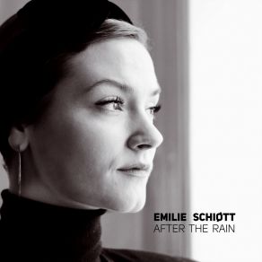 Download track Give Me A Kiss Emilie SchiøttBent Fabric