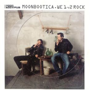 Download track Roll The Disk Moonbootica