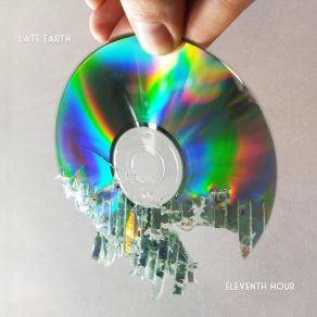 Download track Phantom Head Late Earth