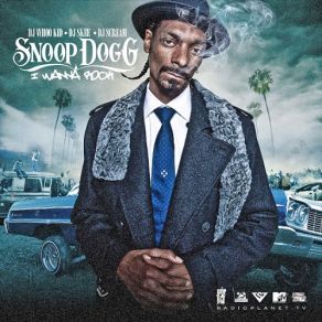 Download track Section 8 Snoop Dogg, DJ Whoo Kid, DJ Scream, DJ Skee