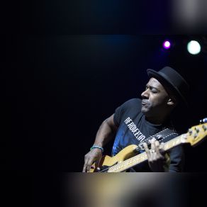 Download track Papa Was A Rollin' Stone Marcus Miller