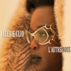 Download track Le Love Valérie Clio