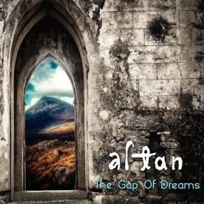 Download track An Bealach Seo ‘Ta Romham (This Road Ahead Of Me) Altan