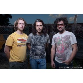 Download track Fear Of Flying Alex Skolnick Trio