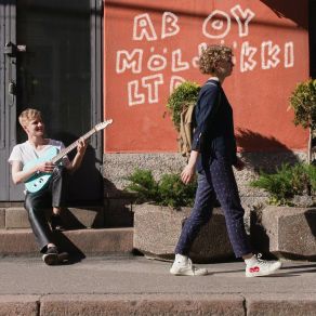 Download track Korkkiruuvikiharat ABOY MÖLJÖKKI LTDMilo Mäkelä