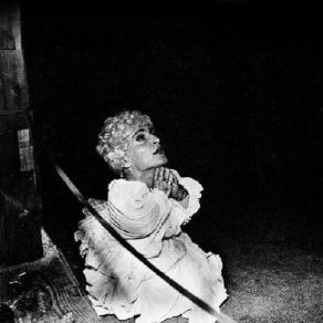 Download track Basement Scene Deerhunter