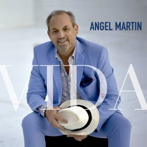 Download track Dulce Vida Angel Martin