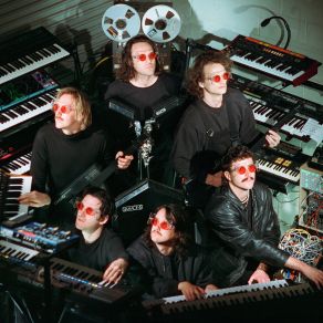 Download track Theia King Gizzard, The Lizard Wizard