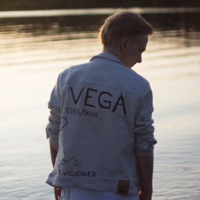 Download track Vega Sesong Eken Vega