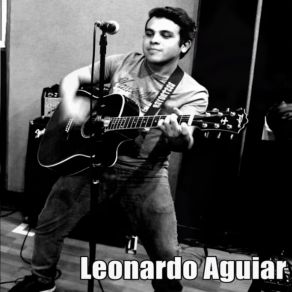 Download track Olhando A Lua Leonardo Aguiar