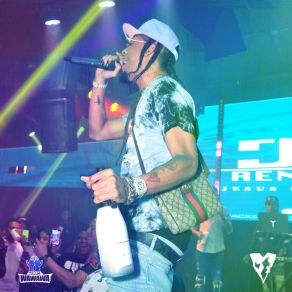 Download track El Perico (En Vivo) Rochy RD