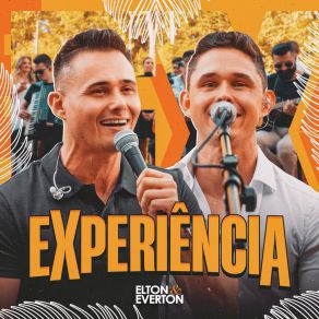 Download track Um Degrau Na Escada / Cheiro De Shampoo (Ao Vivo) Elton E Everton