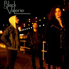 Download track Menuda Radical Black Valerie